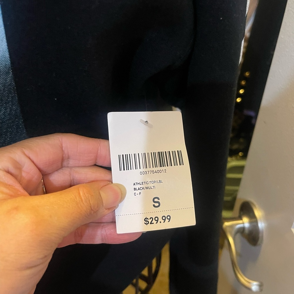 Cardi B Sweatshirt - Picture 4 of 5